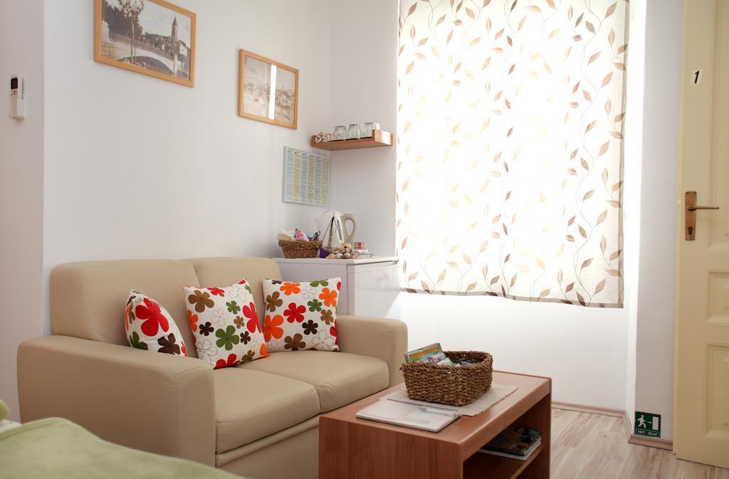 Room Mira Traù Esterno foto